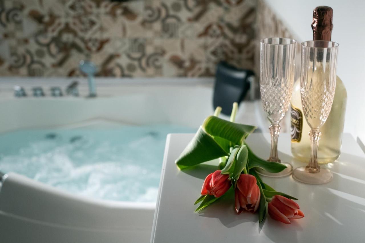Ada Suites & Spa Lecce Kültér fotó